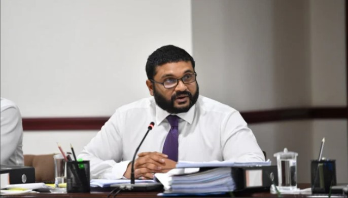 ތަރައްޤީގައި ފުލުހުންގެ ދައުރު މުޙިއްމު: ޑިފެންސް މިނިސްޓަރ